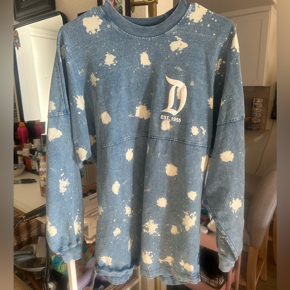 Disneyland Spirit Jersey for Adults – Denim Bleach XS Excellent Like New